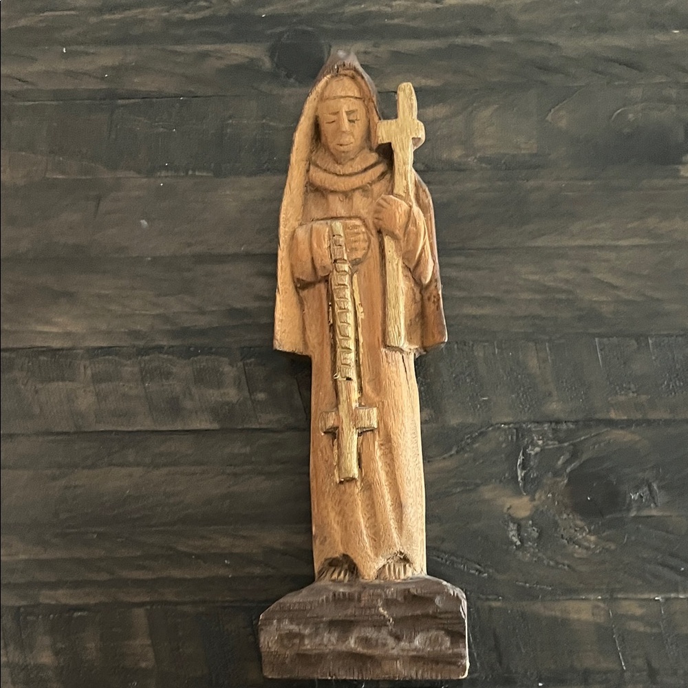 Vintage / Antique Handcarved Hardwood Ecuadorian with Golden Rosary & Cross - Picture 3 of 12